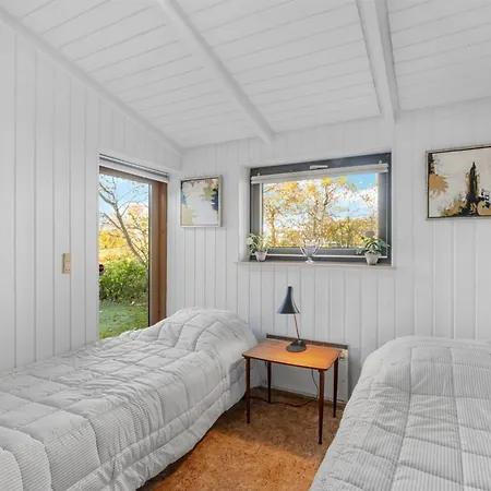 Sigbrit - 100m From The Sea By Interhome בית נופש Tranekær
