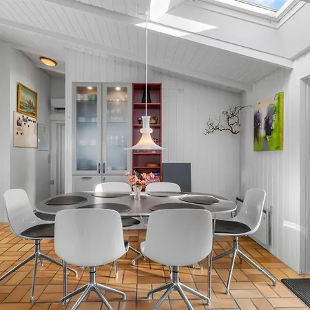 Sigbrit - 100m From The Sea By Interhome Ferienhaus