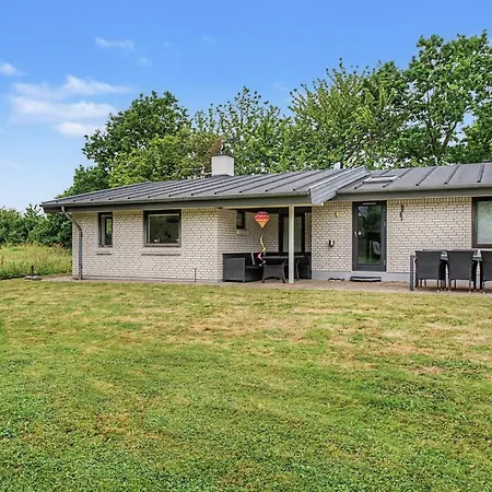 Ferienhaus Sigbrit - 100m From The Sea By Interhome *